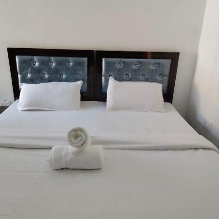 Hotel Paradise Palm Rishīkesh Eksteriør bilde
